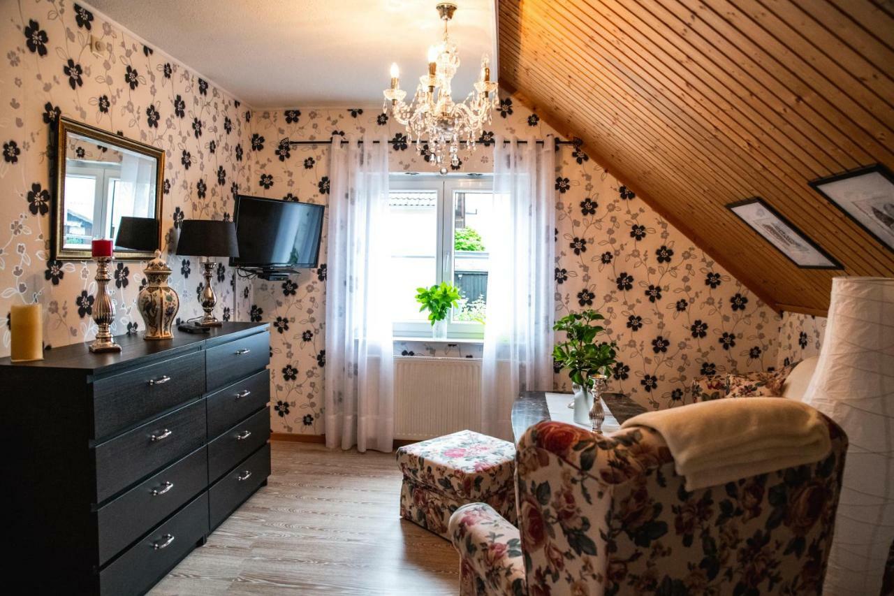 Das Blaue Haus Daufenbach Kültér fotó